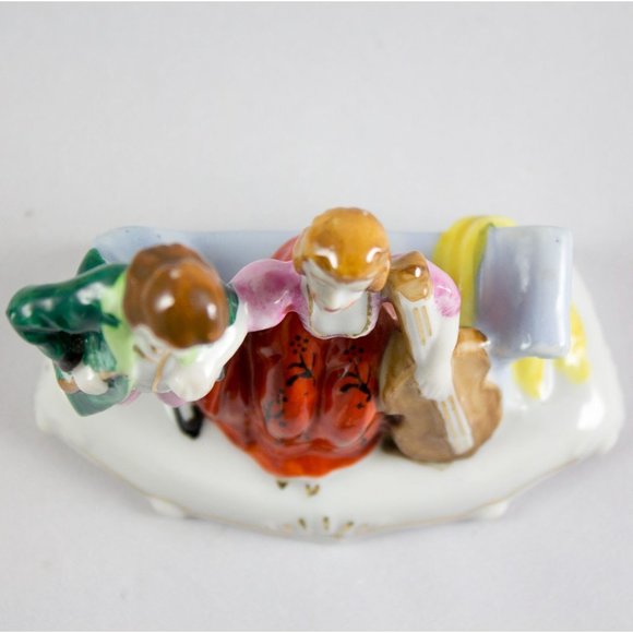 Vintage Occupied Japan Porcelain Colonial Couple Cello Figurine 1945-1952 - Picture 5 of 6